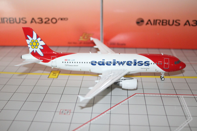 Edelweiss A320Neo (HB-JJK), 1:200, JFox