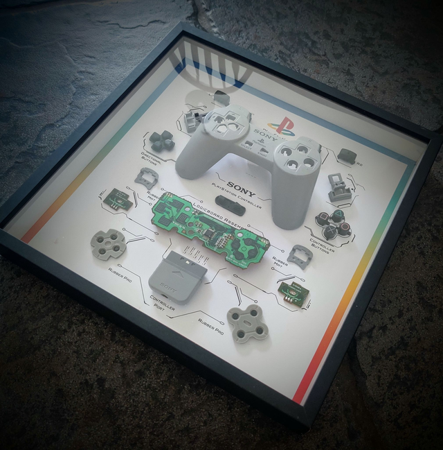 PS1 Controller Disassembly 