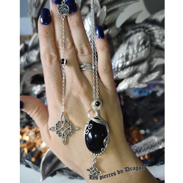 talisman witch protect