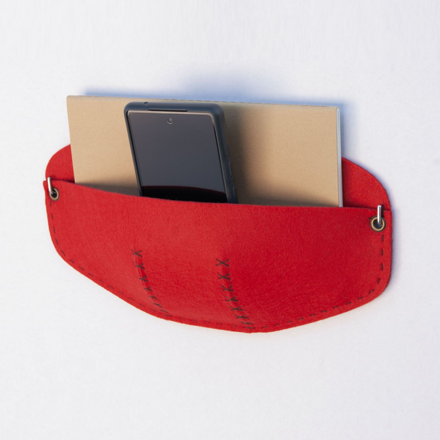 Vide-poche mural rouge Hyphen