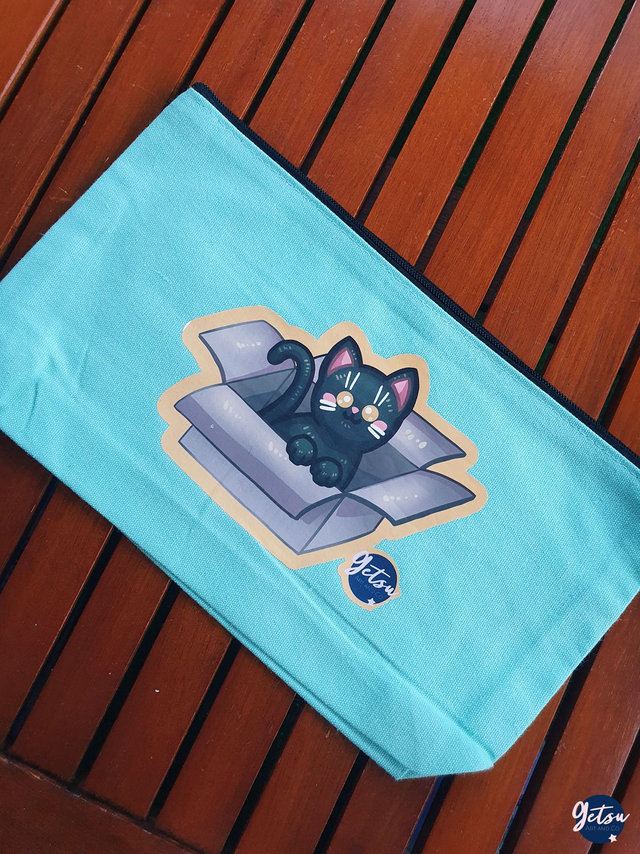 Trousse bleue chat noir