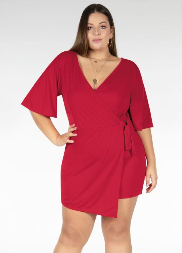 Macaquinho Short Saia Com Mangas 3/4 Cor Lisa Plus Size Cor Vermelho | Marguerite
