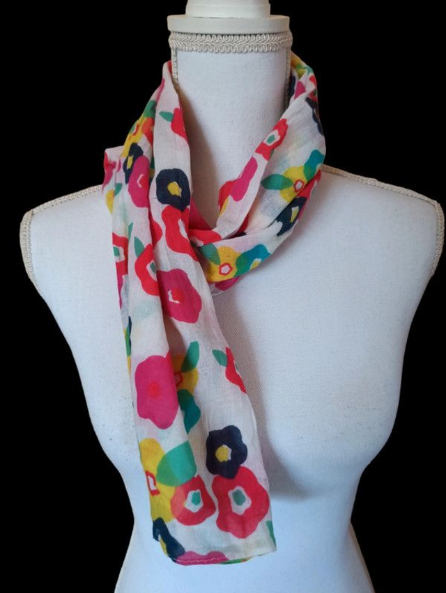 Foulard fleuri OKAIDI