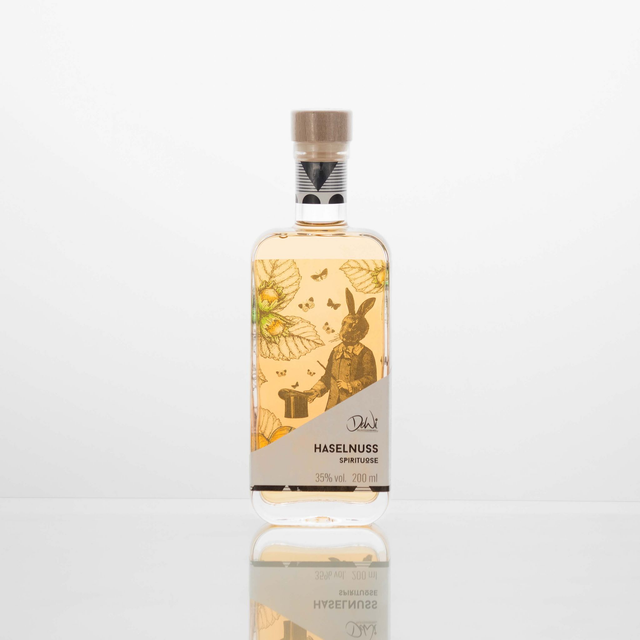 Haselnuss Spirituose