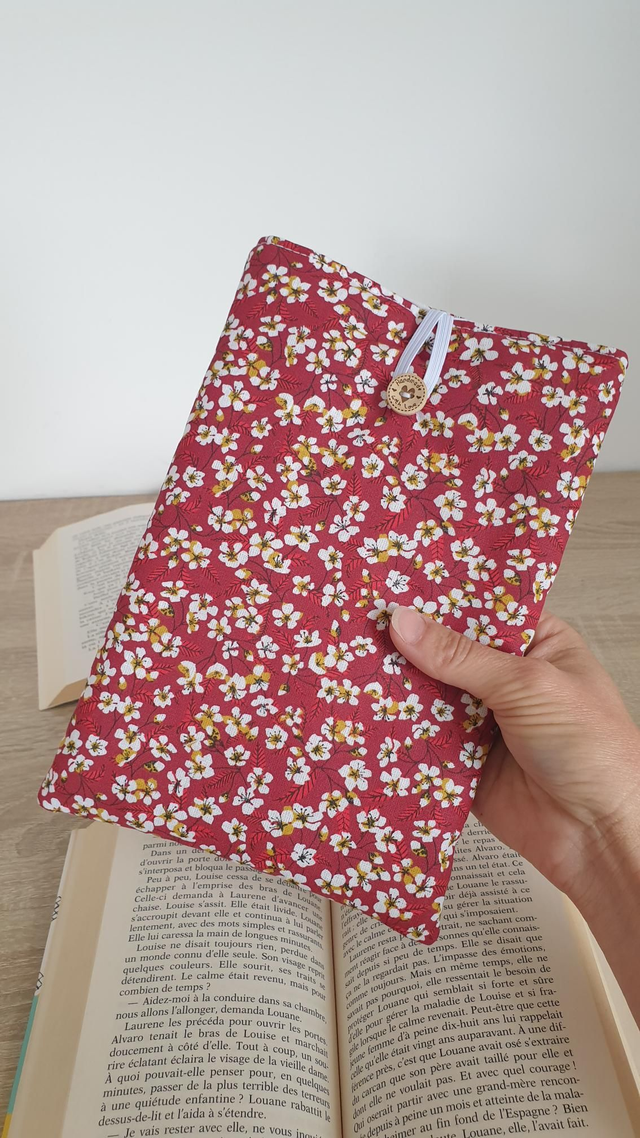 Pochette à livre POCHE ou BROCHE FLEURI ROUGE 
