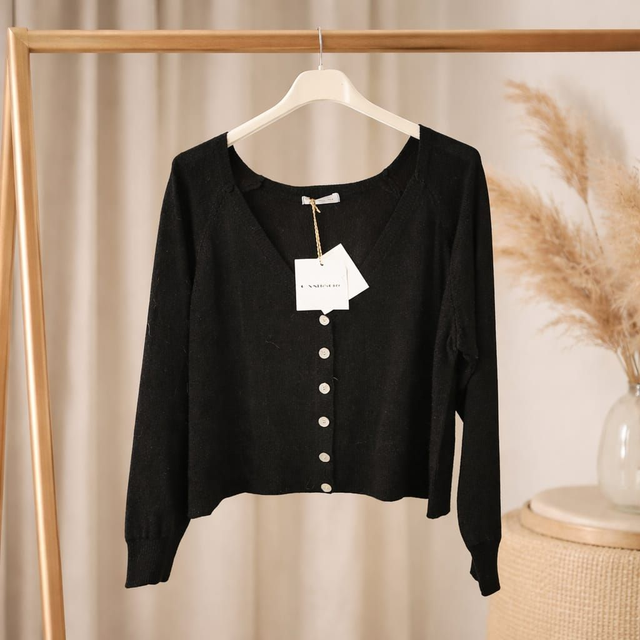 Strickjacke (Gr. 36/37) kurz