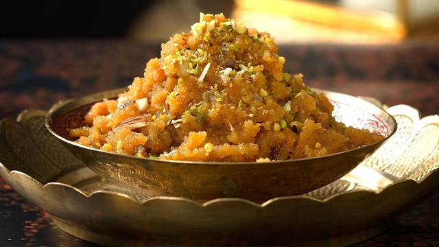 Mung Daal Halwa (250 CC)  – Rich &amp; Aromatic Indian Dessert