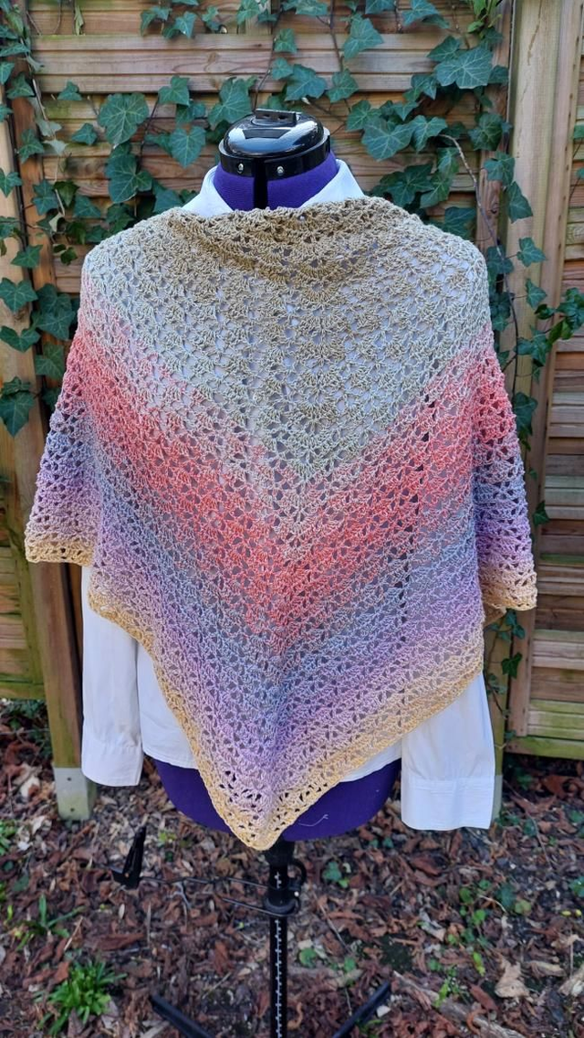 Maxi châle couleurs douces