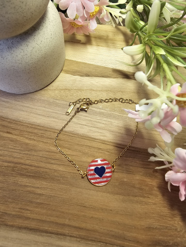 Bracelet 16mm Or -&quot;Un Cœur à la Mer&quot; — L&#039;élégance au rythme des vagues-rouge coeur bleu