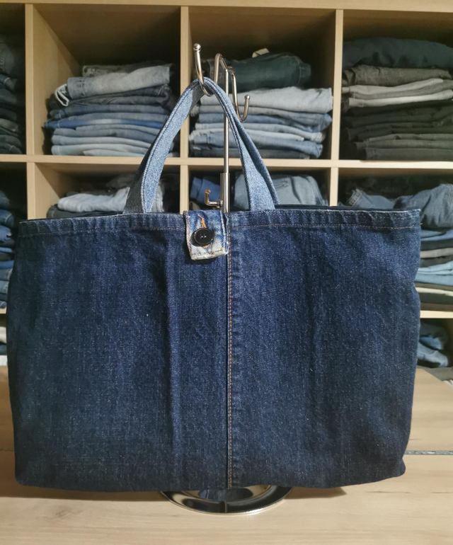 Sac attaché-case revisité # 135 - Poignées courtes et rangements structurés