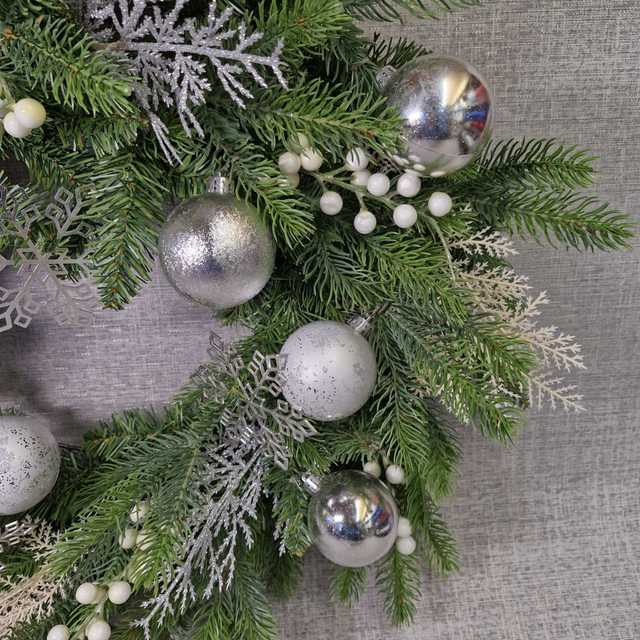 X-Large Artificial Christmas Wreath - Silver and White