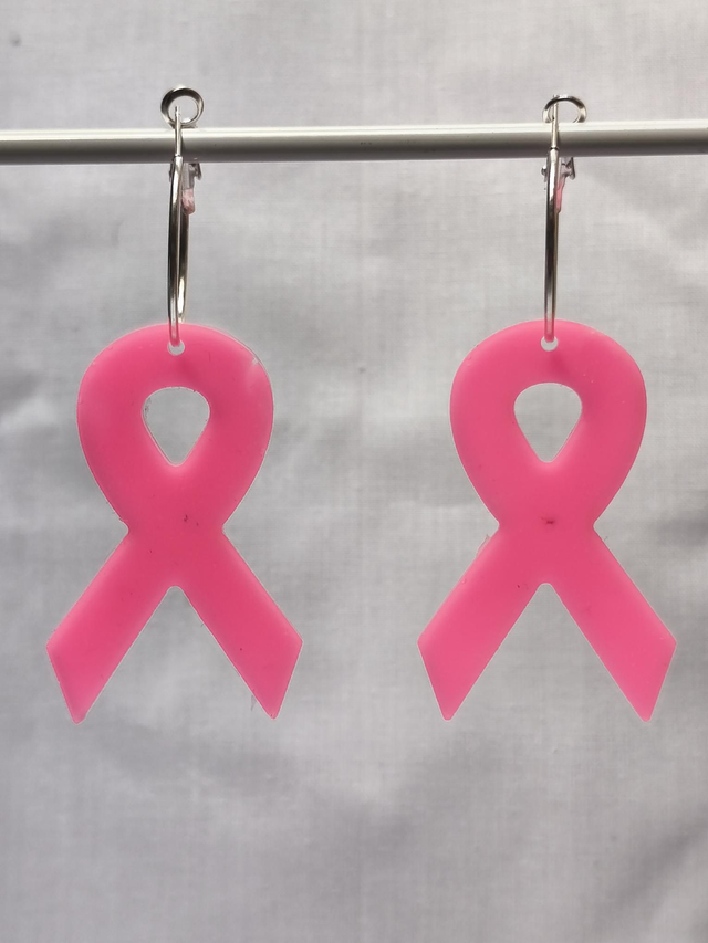 Créoles symbole ruban rose