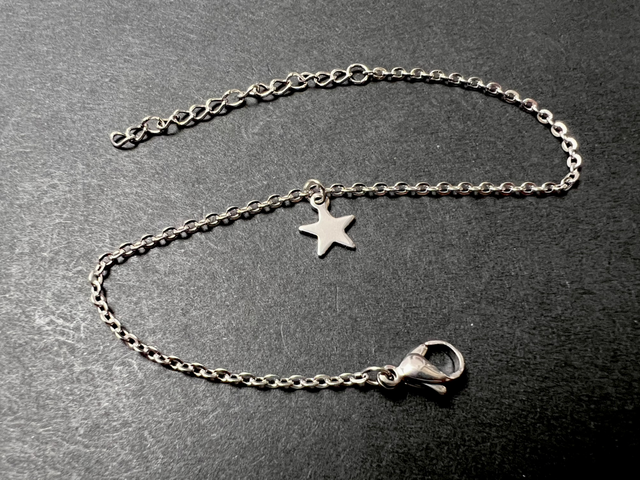 Simple Star Bracelet