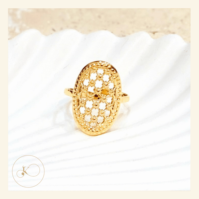 Bague dorée ajourée
