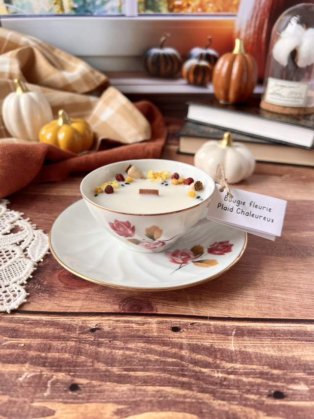 🍁 Bougie Plaid chaleureux - tasse à thé "roses d'automne" avec sous-tasse