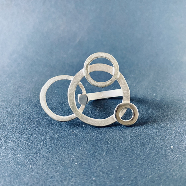 Bague « Là l’eau » 5 Gouttes sur l’eau en argent