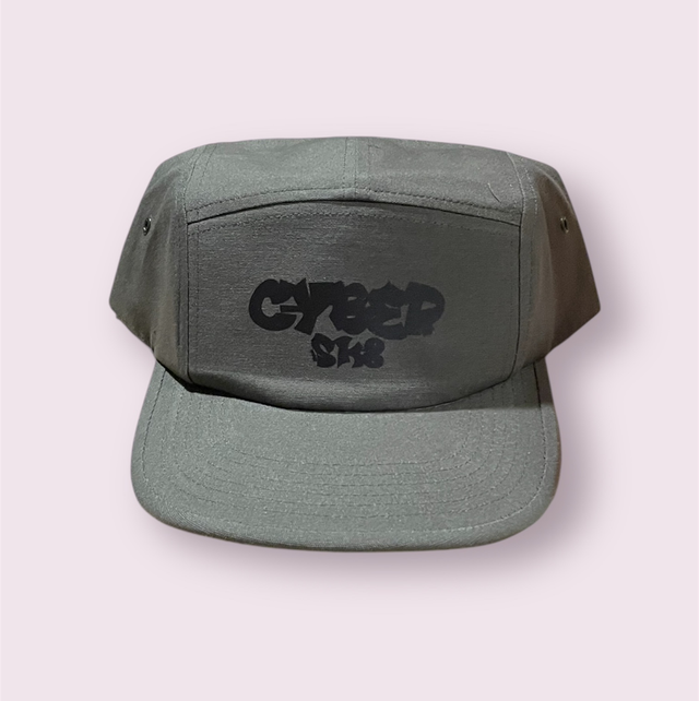 Casquette verte en toile