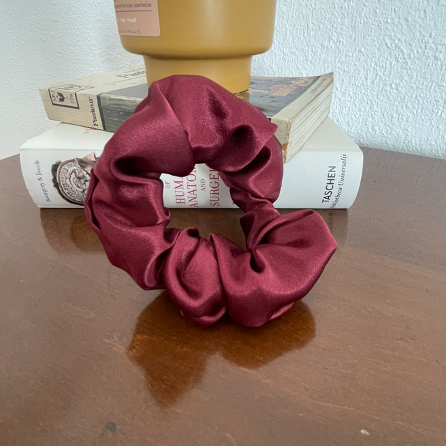 Chouchou  Ève satin bordeaux 