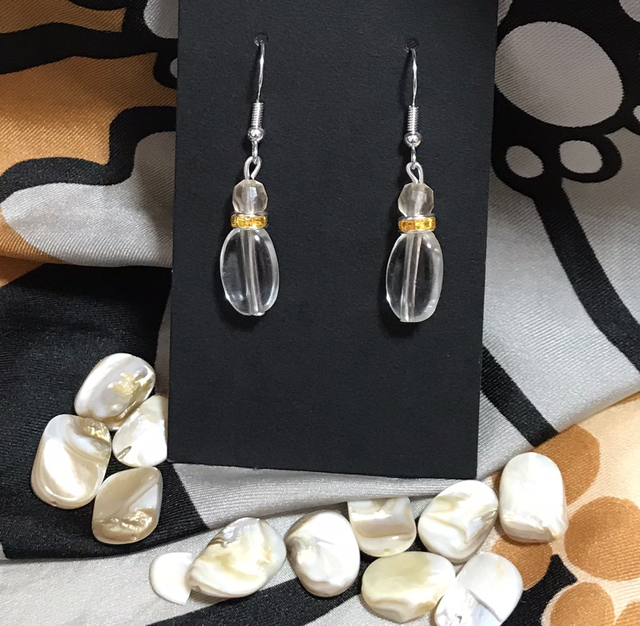 Cream or White Dangling Earrings-CDE13