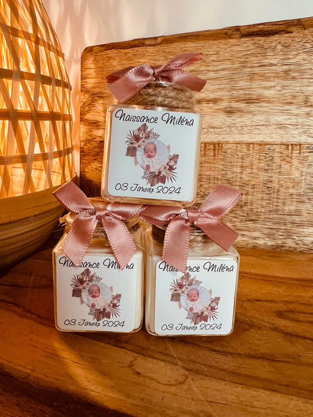 Pots en verre avec dragées ou bougies ou vide personnalisés avec photo pour vos événements.