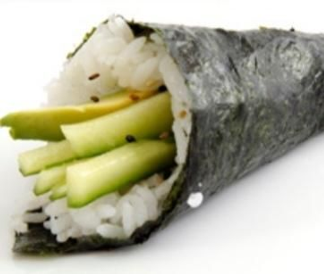 Temaki concombre avocat fromage ×1