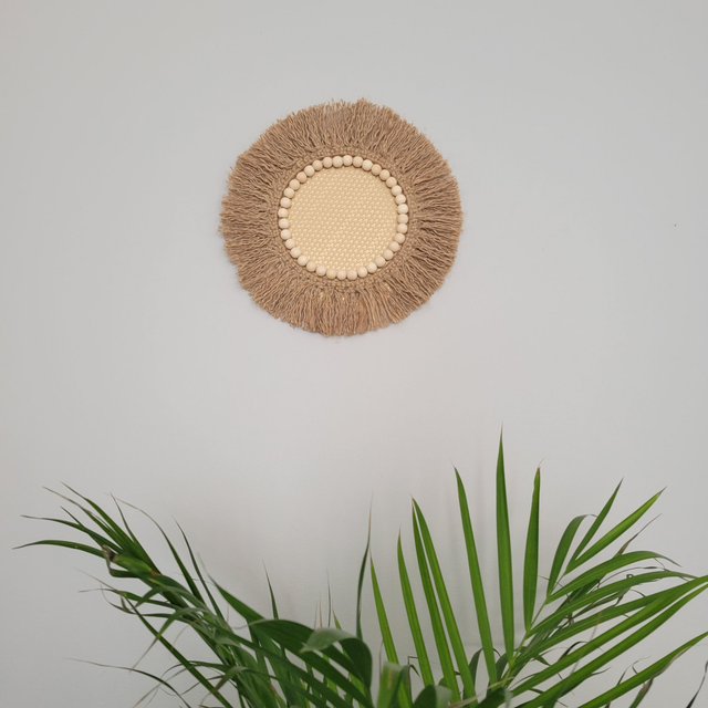 Décoration murale en corde et perles