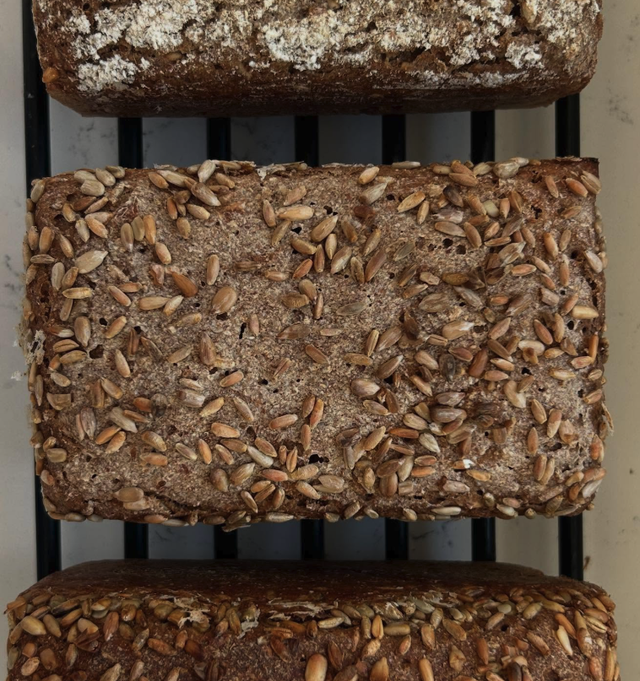 100% Seeded Rye