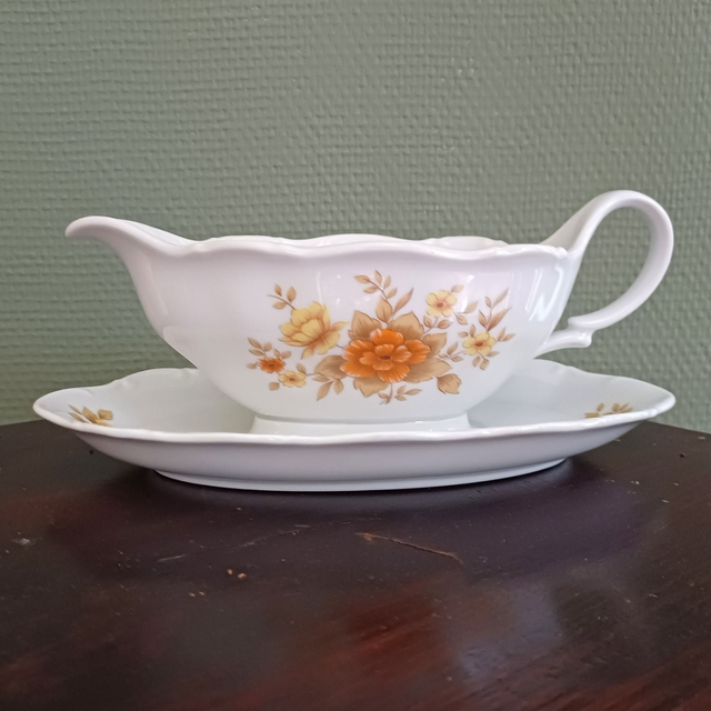 Seltmann Weiden | Sauskom Juskom Vast onderbord (lengte 21,0 | breedte 14,0 | hoogte 7,0 cm) Geschulpte rand Kleurrijk bloemdecor | Vintage