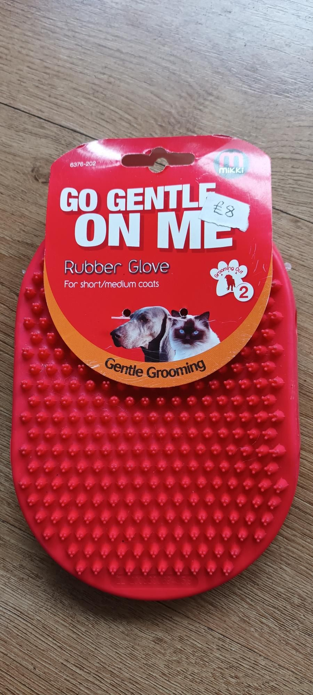 Gently on me pet brush 