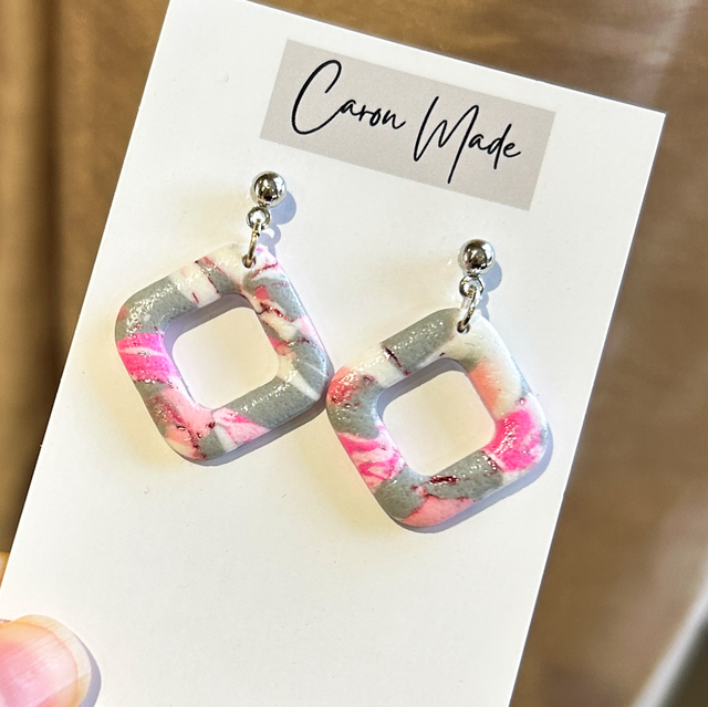 Pink and grey open square