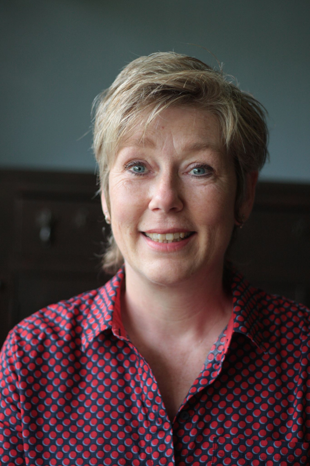 Risa voor uw schrijfwerk zoals Speech, Slogan, Scenario korte video, Interview, Verhaal