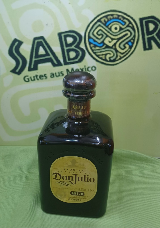 Tequila Don Julio añejo 0.7 l