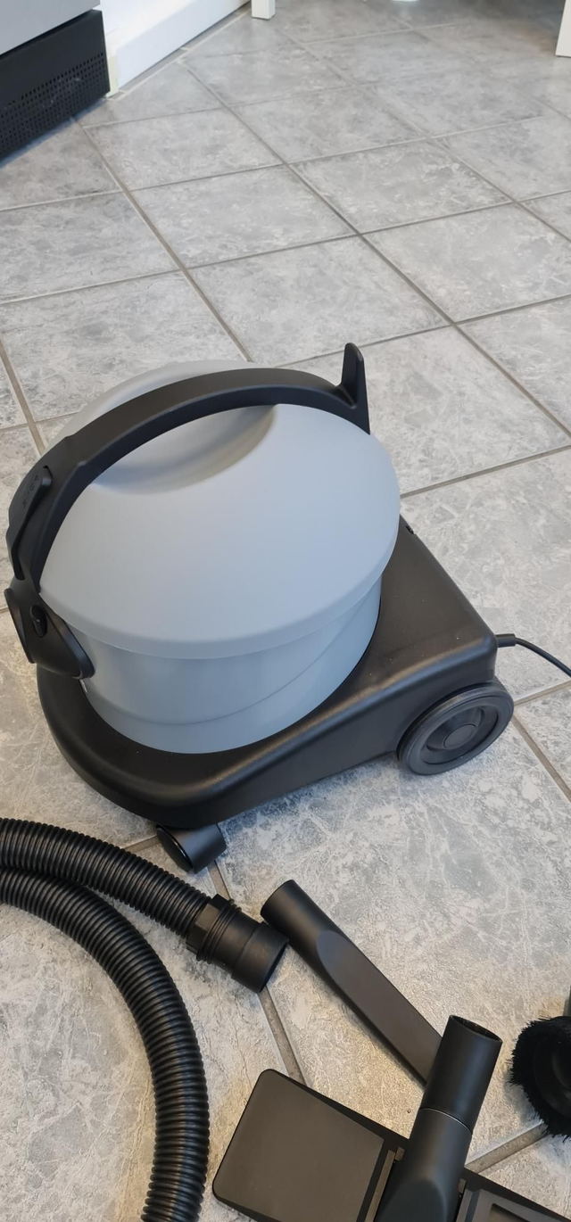 Dry VAC 13