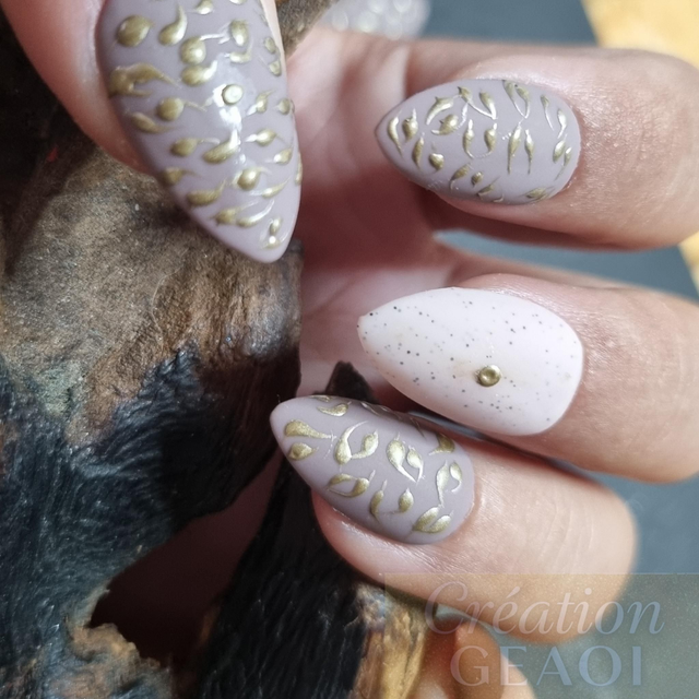 LATTE MARRON GOURMAND LITTLE AMANDE XS créer a la commande délai de 7 jours 