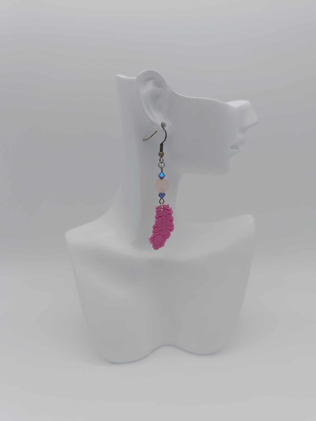 Boucles d&#039;oreilles en porcelaine froide Petite plume avec perles Swarovski