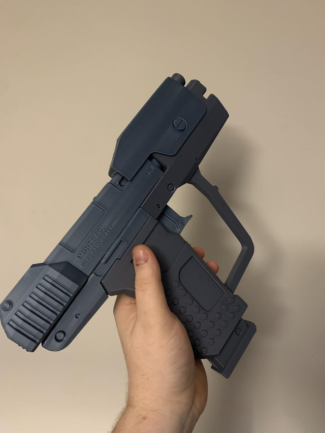 3D Printed Halo Combat Evolved Magnum Prop - DIY KIT