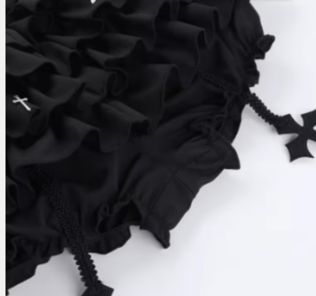 Prachtige zwarte Gothic rok met kruisjes Nieuw. 