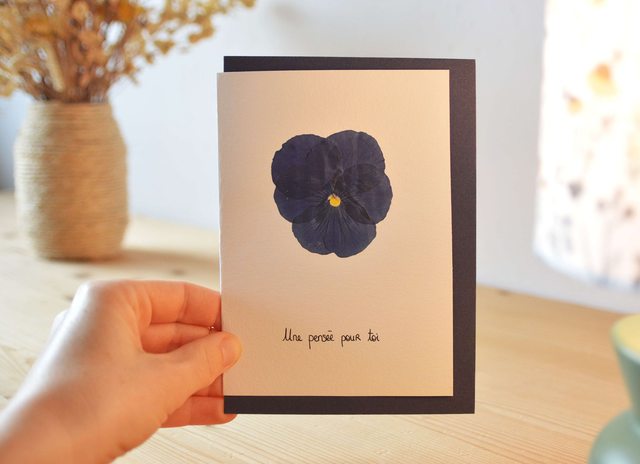 Carte herbier "Une pensée pour toi "