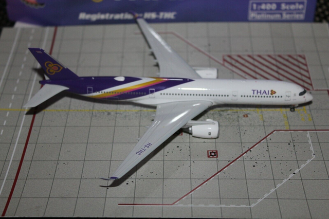 Thai Airways A350-900 (HS-THC), 1:400, Phoenix