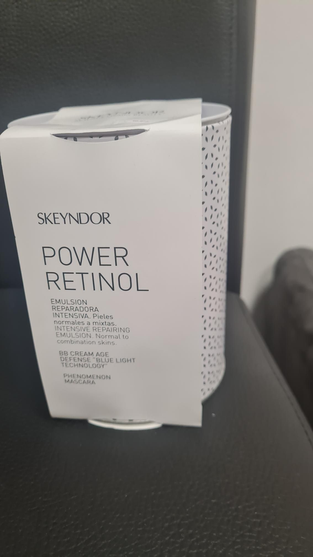 Retinolový denný ľahký krém 50ml + špirála na mihalnice + BB krém s BLUE LIGHT technológiou