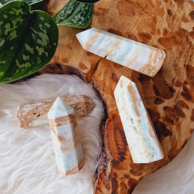 Caribbean Calcite Point