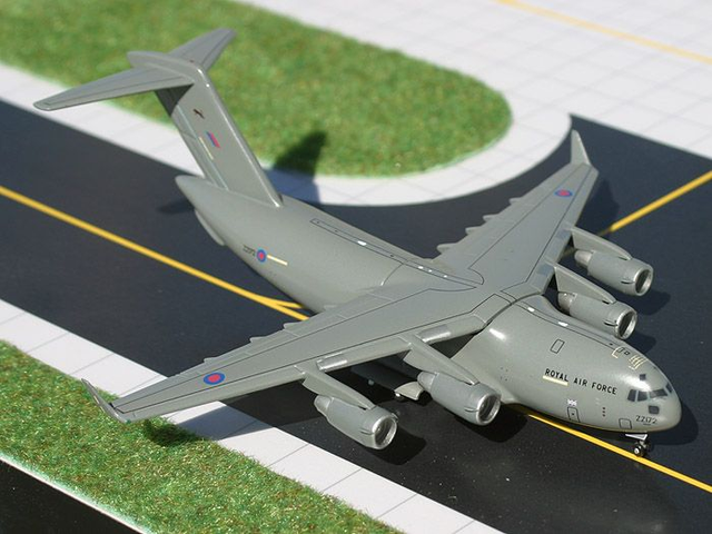RAAF Boeing C-17 Globemaster III (ZZ172), 1:400