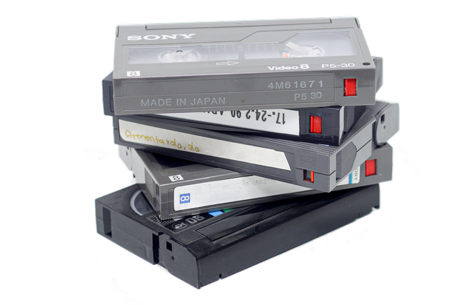 bis 50 Kassetten analog