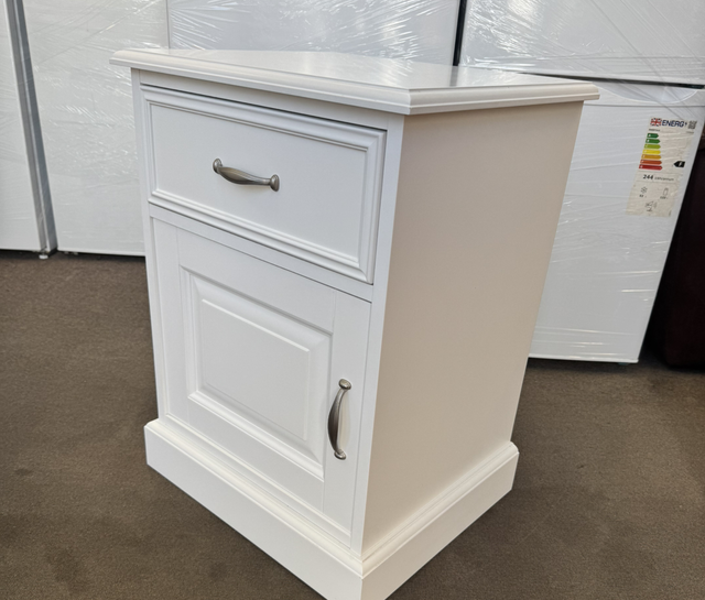 Quality Solid Modern Bedside