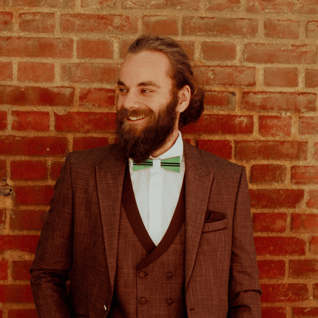 🌾 Le Nœud Distingué • Marqueterie de paille verte