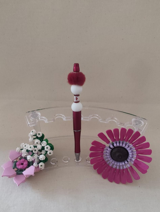 Stylo perle silicone rouge et blanc