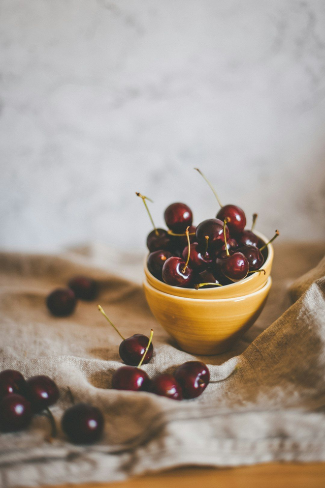 No.24 Black Cherry Snap Bar