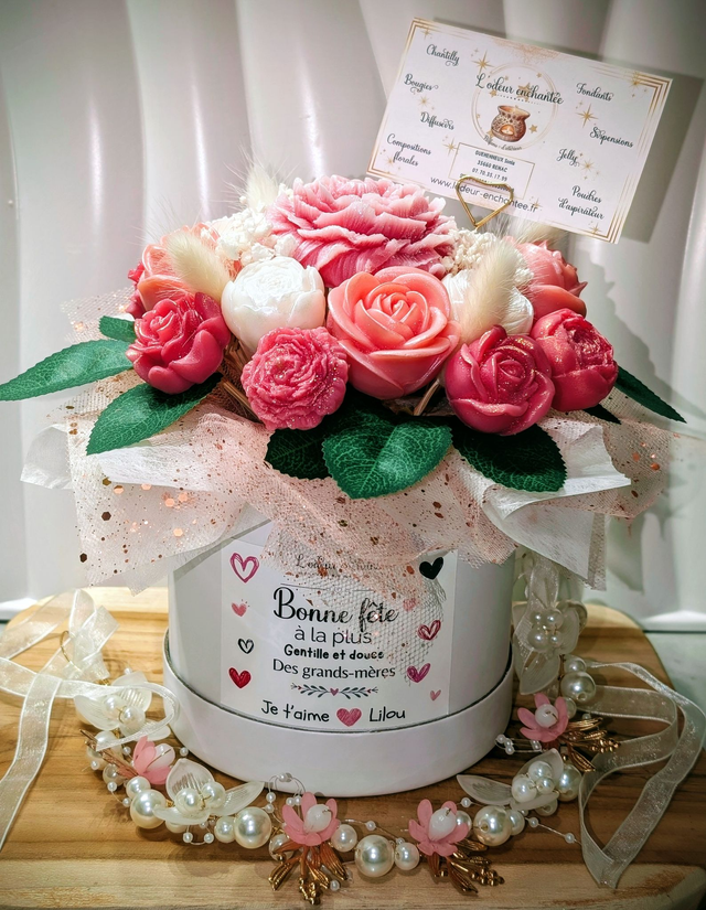 Composition florale "FÊTE DES GRANDS-MÈRES"