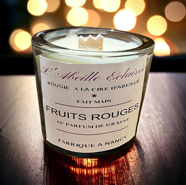 Bougie parfumée - Verre rouge-  Parfum Fruits rouges 75g