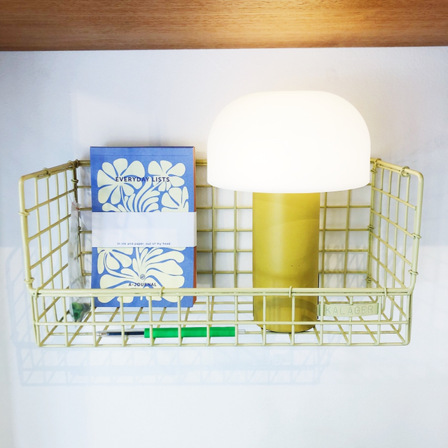 Wire shelf medium, green beige